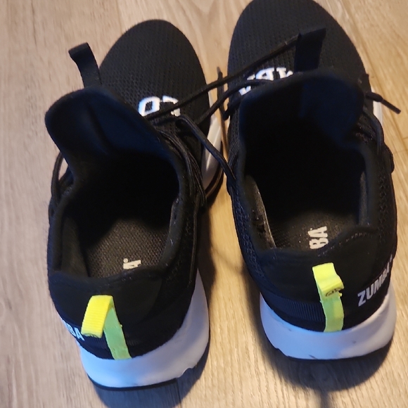 Zumba Fitness Black Athletic Shoes - Picture 6 of 7